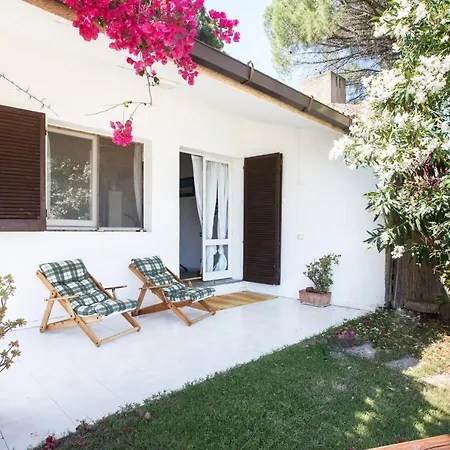Case Vacanza Aiosardegna Cala Verde Santa Margherita Di Holiday home Pula